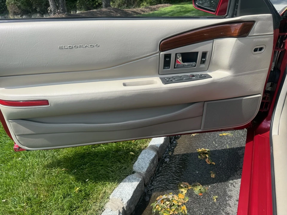 2002 Cadillac Eldorado 12th Gen - Image 20 of 25