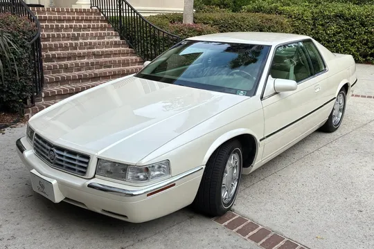 2002 Cadillac Eldorado ESC