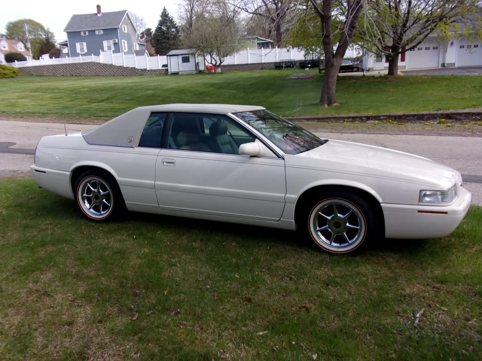 2002 Cadillac Eldorado 12th Gen - Image 2 of 12