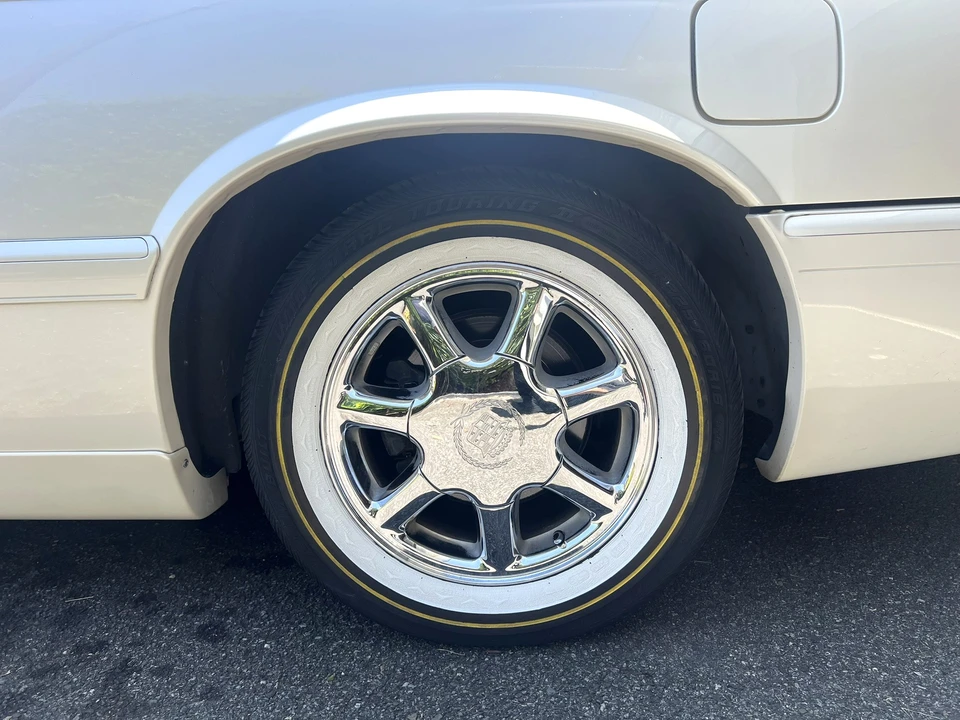 2002 Cadillac Eldorado 12th Gen - Image 22 of 31