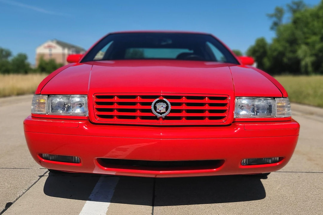 2002 Cadillac Eldorado 12th Gen - Image 2 of 31