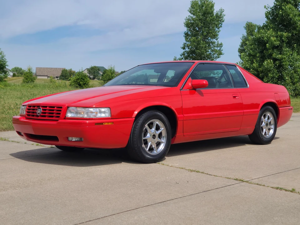 2002 Cadillac Eldorado 12th Gen - Image 10 of 31