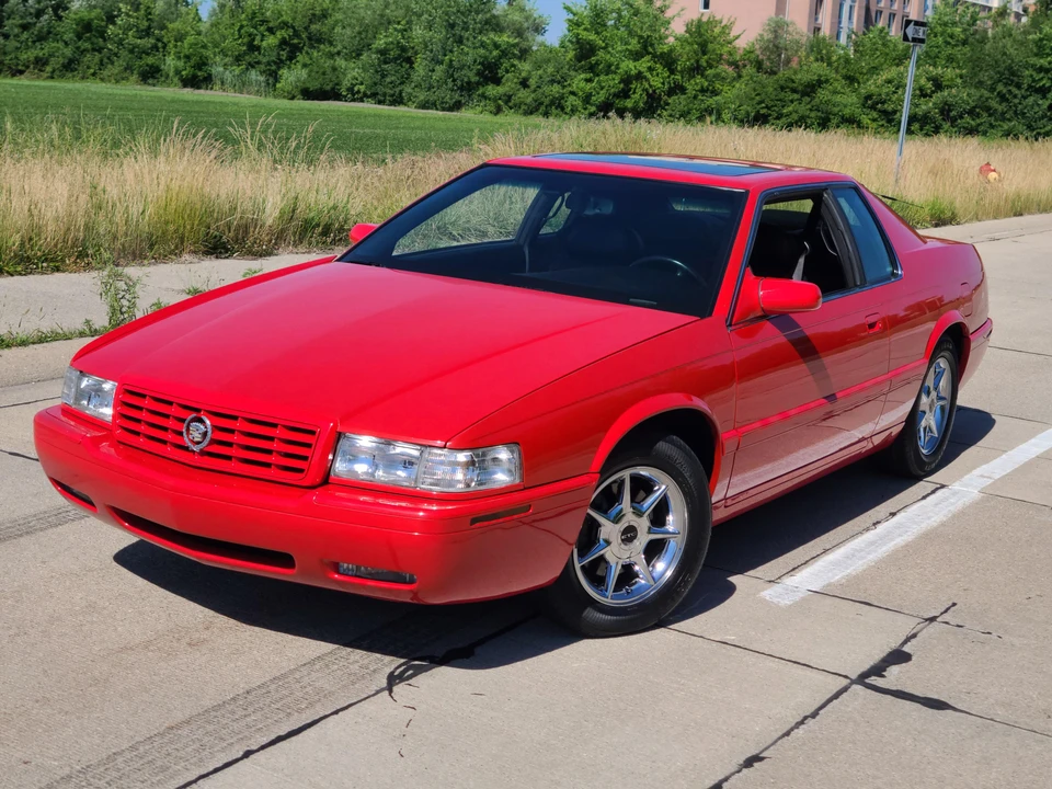 2002 Cadillac Eldorado 12th Gen - Image 9 of 31