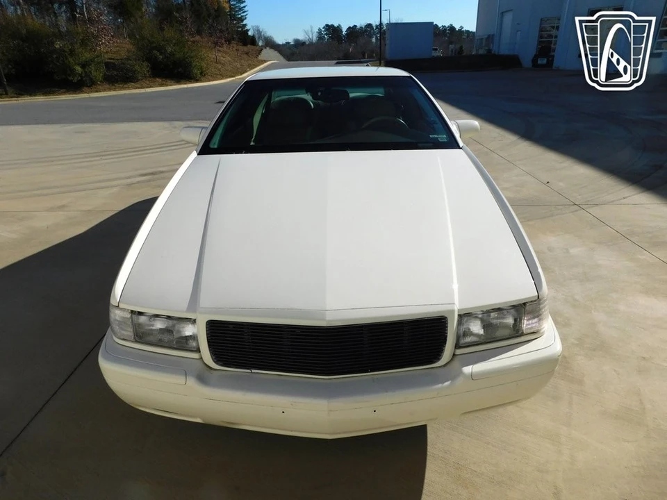 2002 Cadillac Eldorado 12th Gen - Image 6 of 12