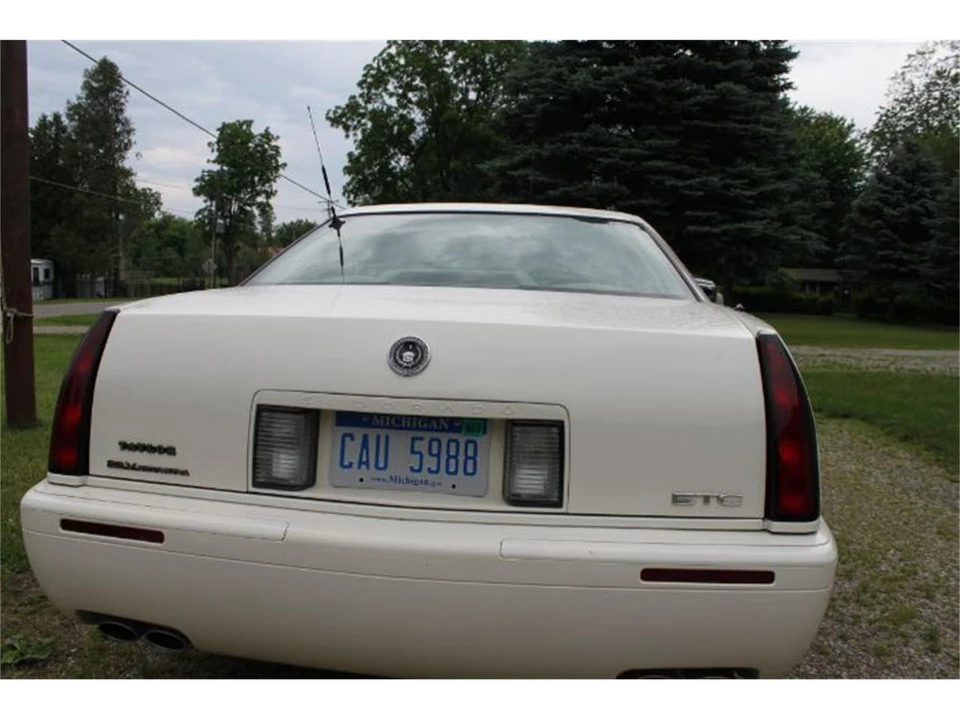 2002 Cadillac Eldorado 12th Gen - Image 5 of 10