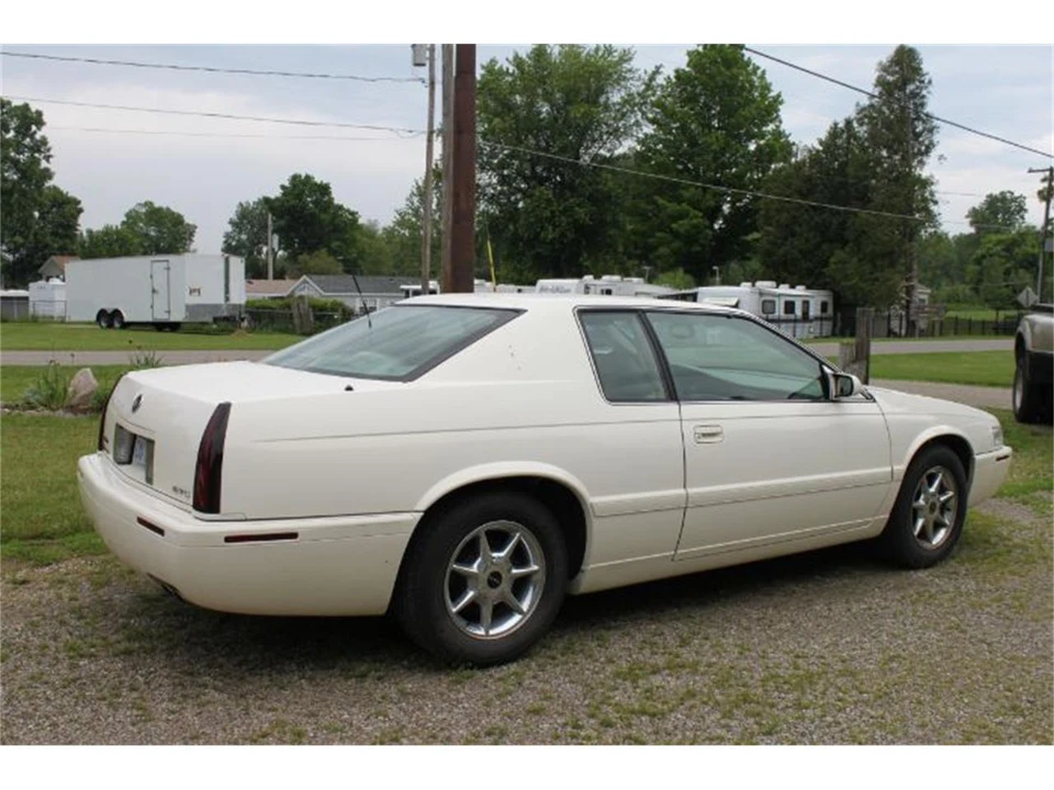 2002 Cadillac Eldorado 12th Gen - Image 2 of 10