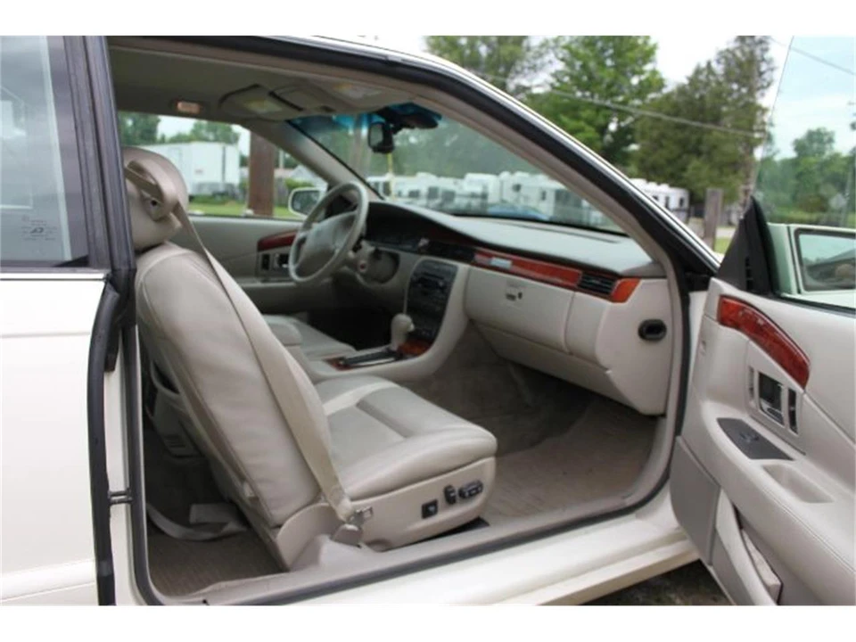 2002 Cadillac Eldorado 12th Gen - Image 9 of 10