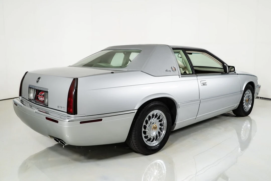 2002 Cadillac Eldorado 12th Gen - Image 15 of 31