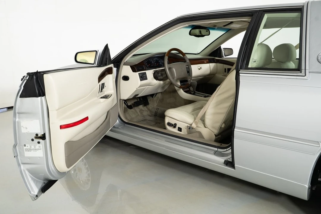 2002 Cadillac Eldorado 12th Gen - Image 20 of 31