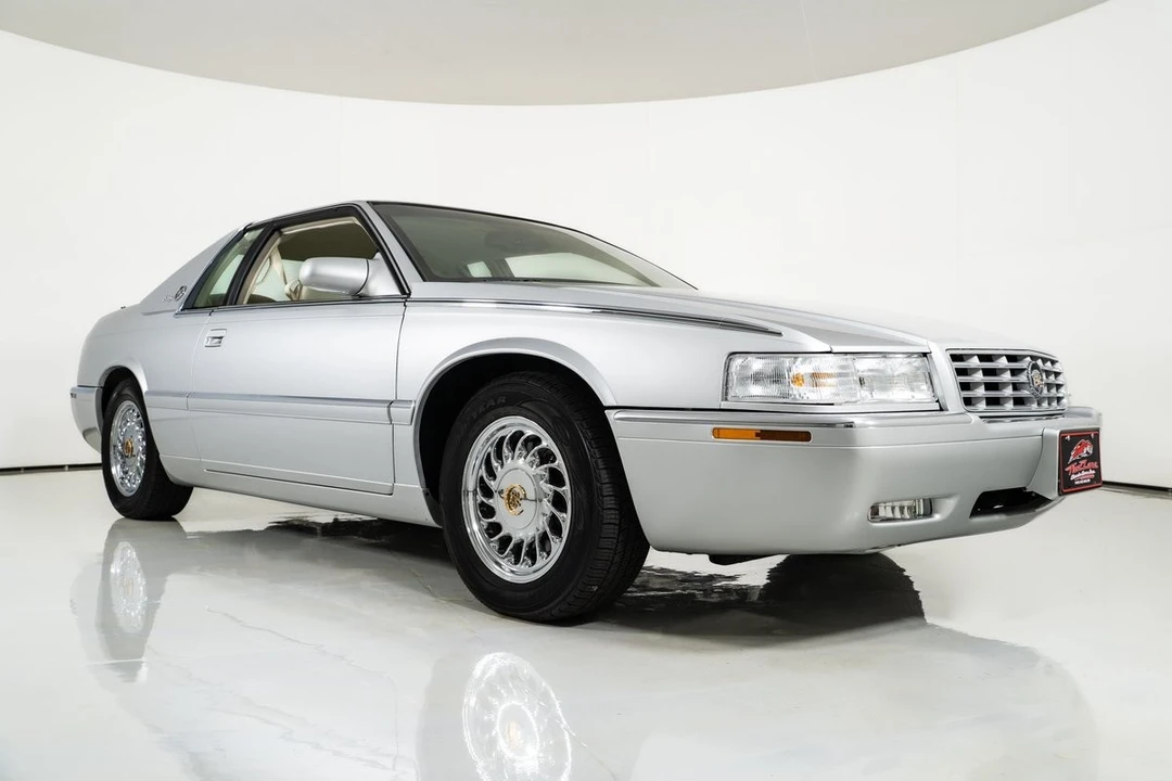 2002 Cadillac Eldorado 12th Gen - Image 18 of 31