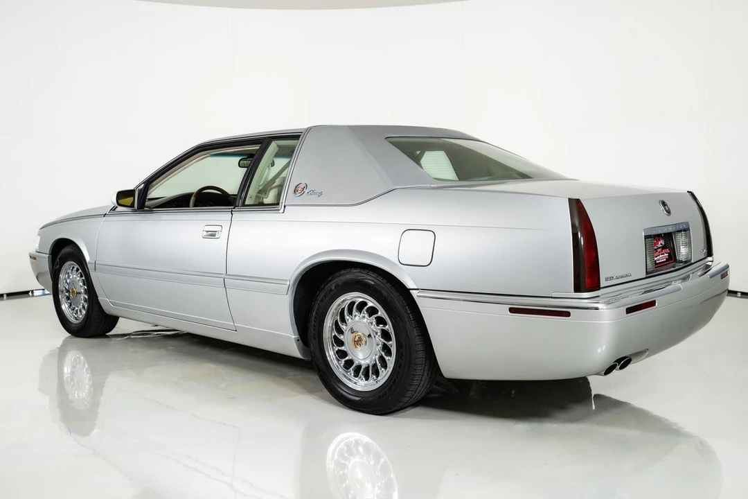 2002 Cadillac Eldorado 12th Gen - Image 11 of 31