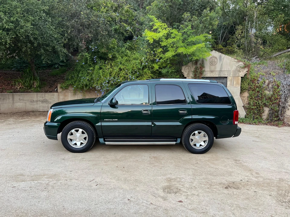 2002 Cadillac Escalade & EXT 2nd Gen - Image 12 of 31