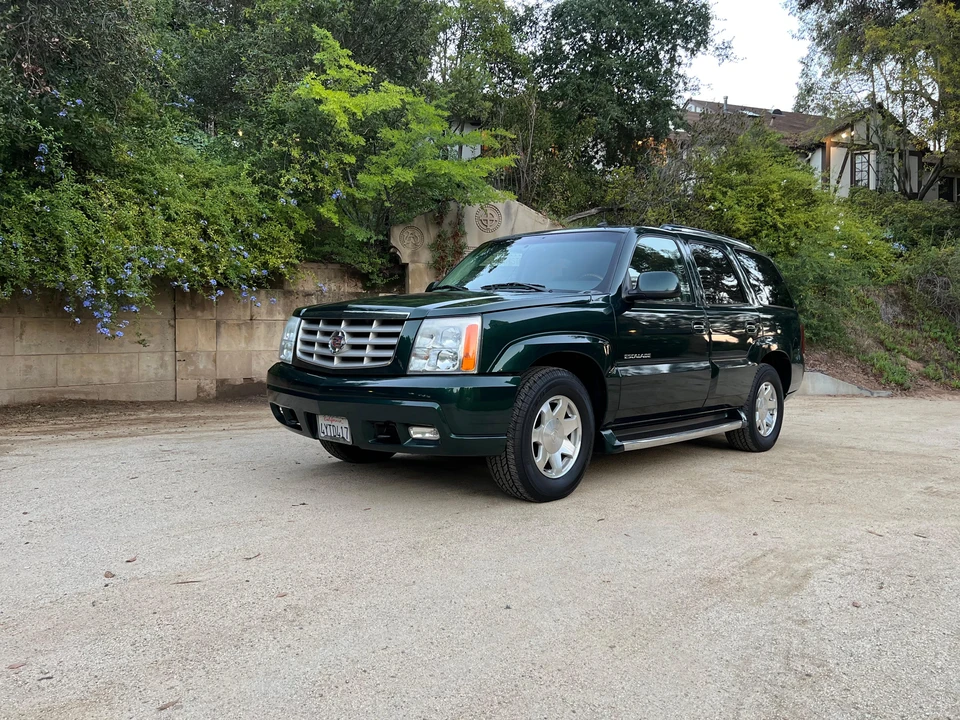 2002 Cadillac Escalade & EXT 2nd Gen - Image 9 of 31