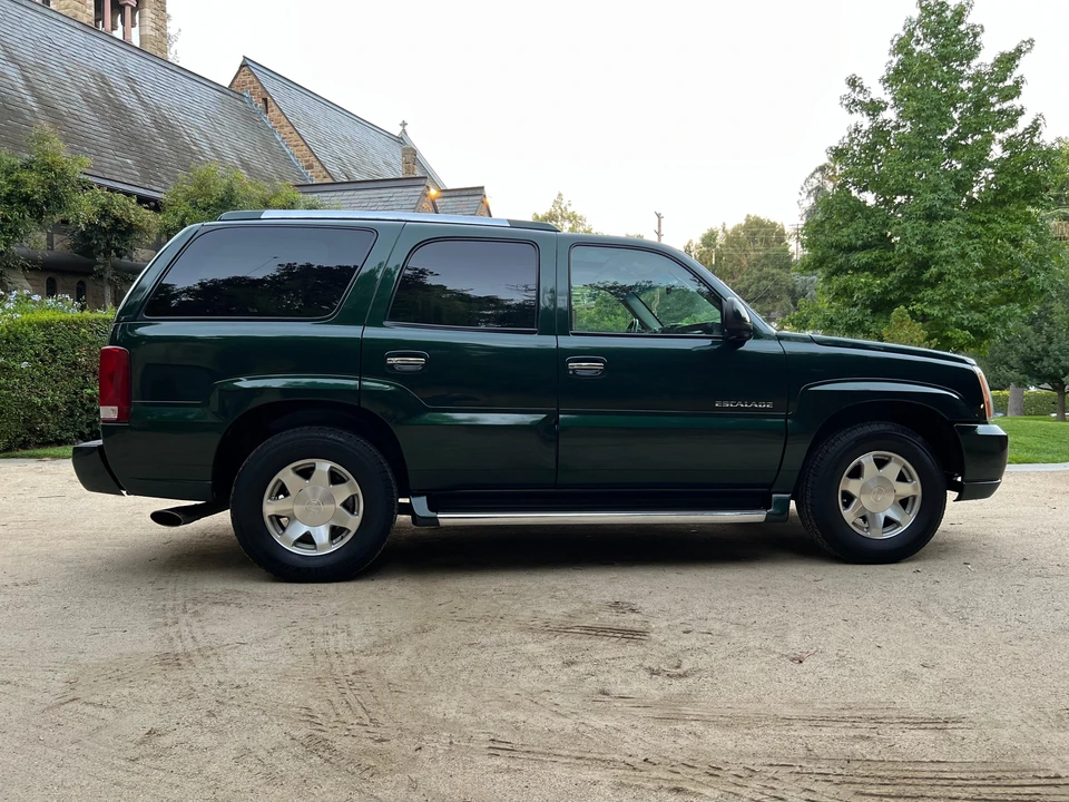 2002 Cadillac Escalade & EXT 2nd Gen - Image 20 of 31