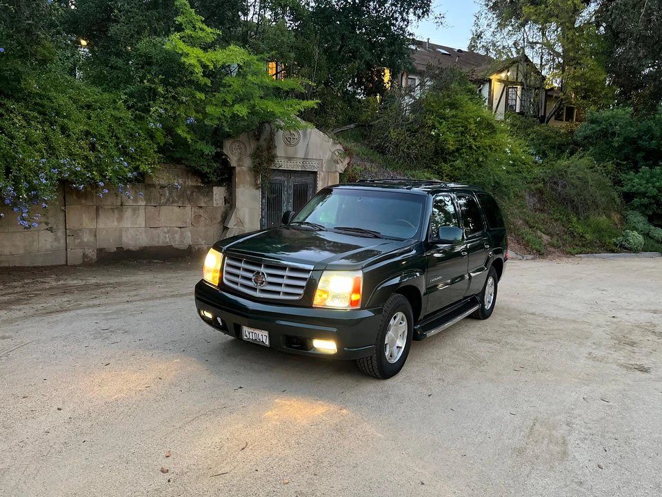 2002 Cadillac Escalade & EXT 2nd Gen - Image 26 of 31