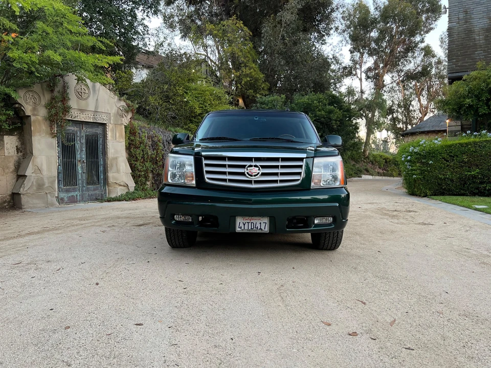 2002 Cadillac Escalade & EXT 2nd Gen - Image 6 of 31