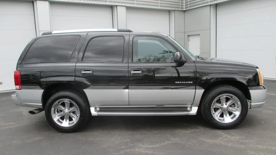 2002 Cadillac Escalade & EXT 2nd Gen - Image 15 of 16