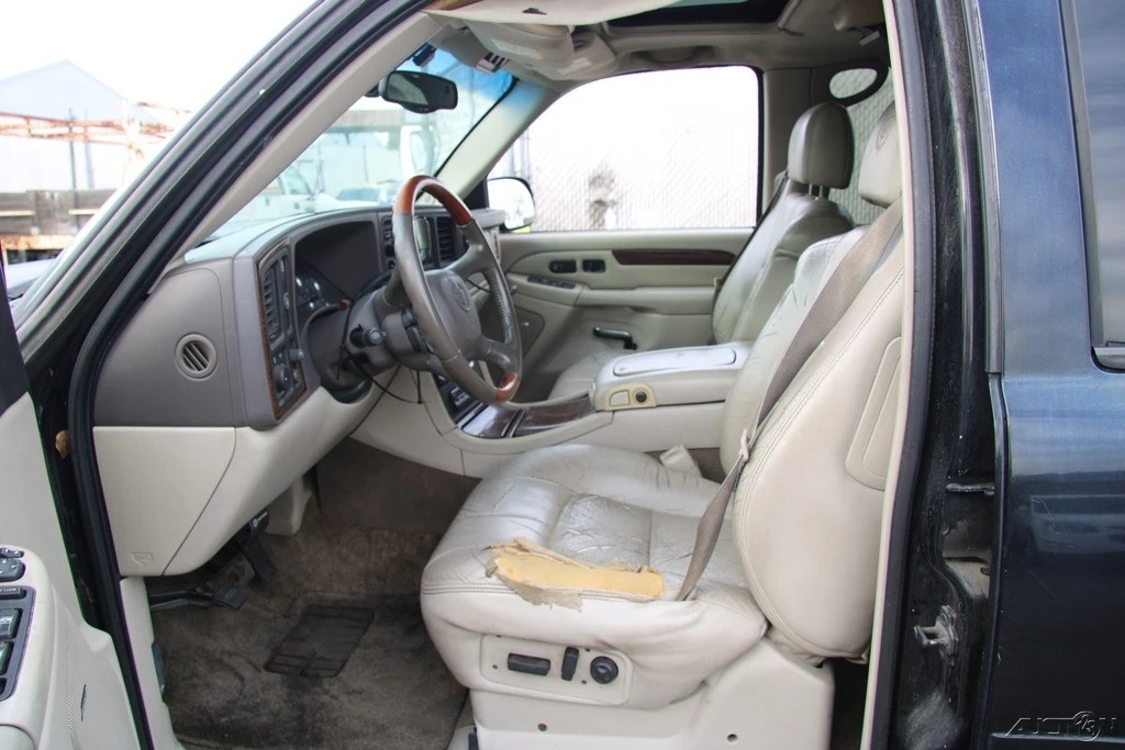 2002 Cadillac Escalade & EXT 2nd Gen - Image 12 of 21