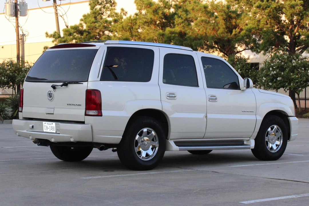 2002 Cadillac Escalade & EXT 2nd Gen - Image 5 of 5