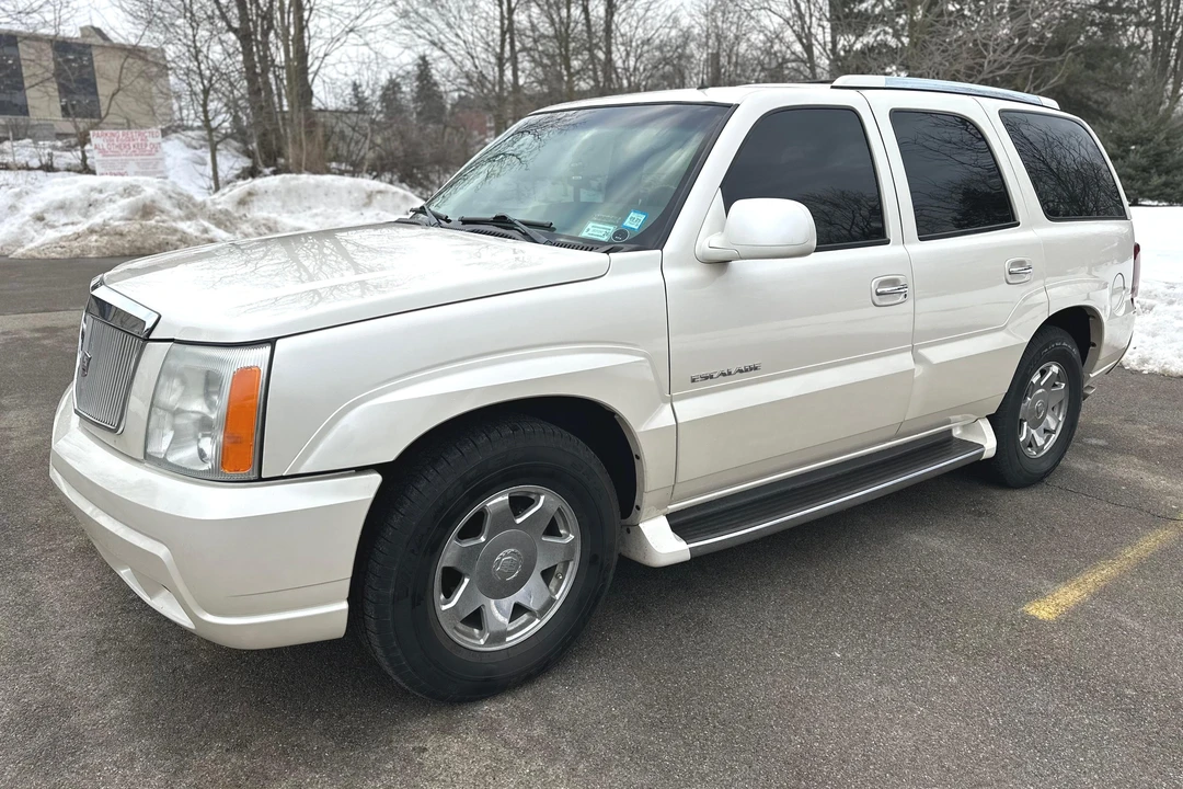 2002 Cadillac Escalade & EXT 2nd Gen - Image 9 of 31