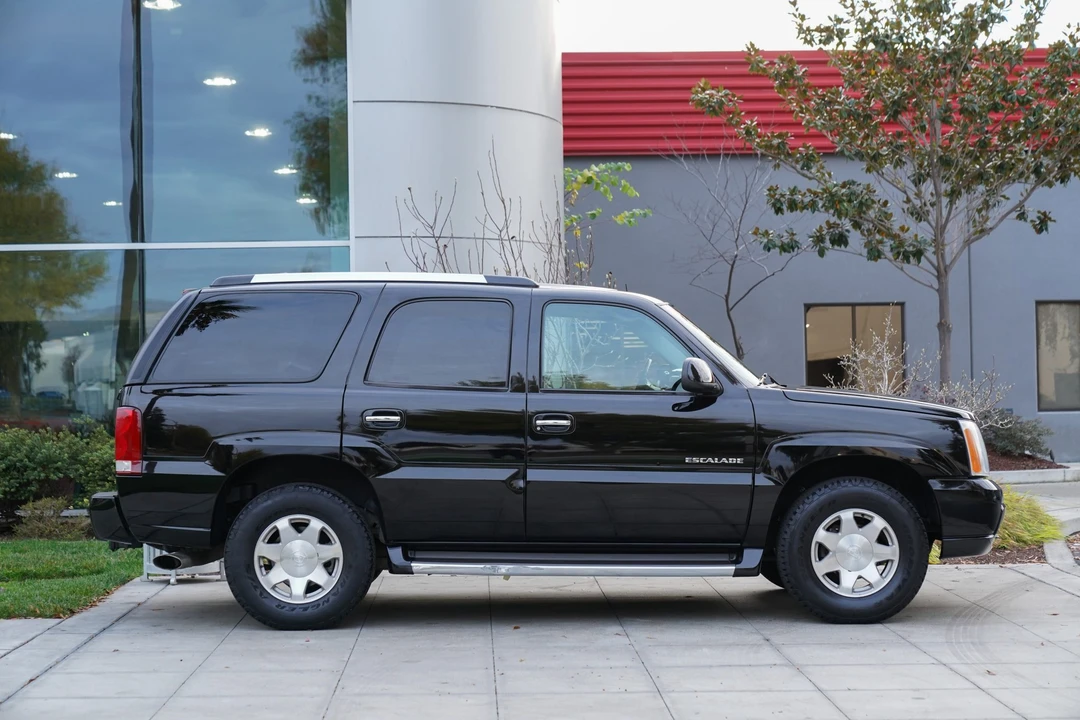 2002 Cadillac Escalade & EXT 2nd Gen - Image 17 of 31