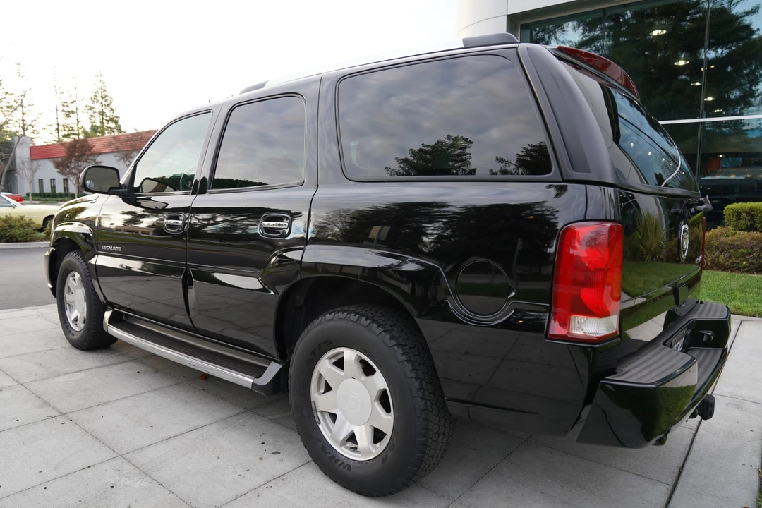 2002 Cadillac Escalade & EXT 2nd Gen - Image 12 of 31
