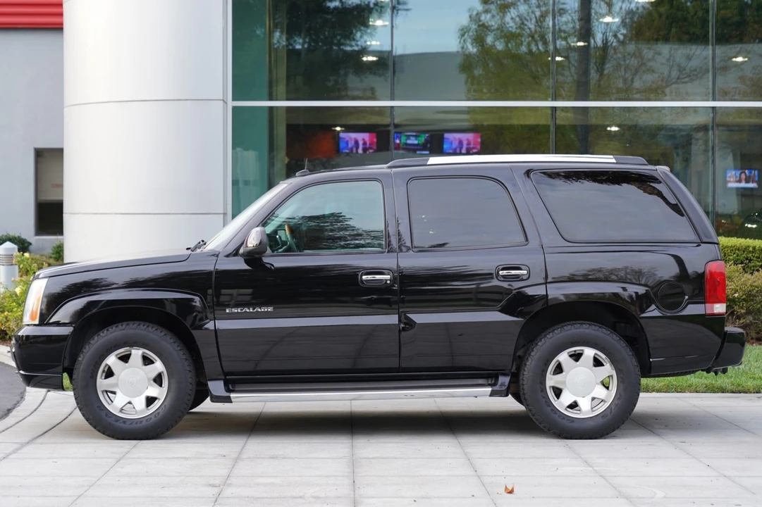 2002 Cadillac Escalade & EXT 2nd Gen - Image 11 of 31