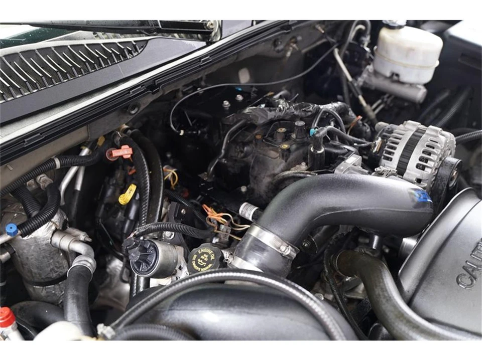 2002 Cadillac Escalade & EXT 2nd Gen - Image 18 of 31
