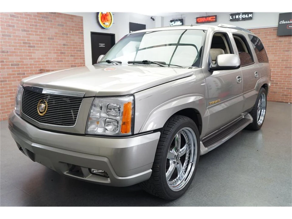 2002 Cadillac Escalade & EXT 2nd Gen - Image 3 of 31