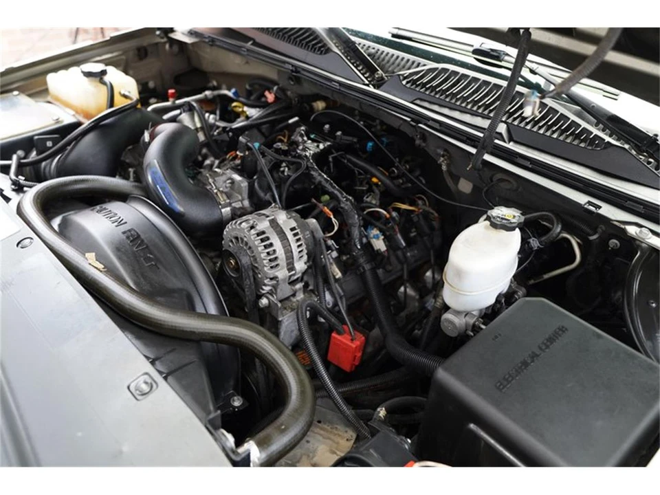 2002 Cadillac Escalade & EXT 2nd Gen - Image 14 of 31