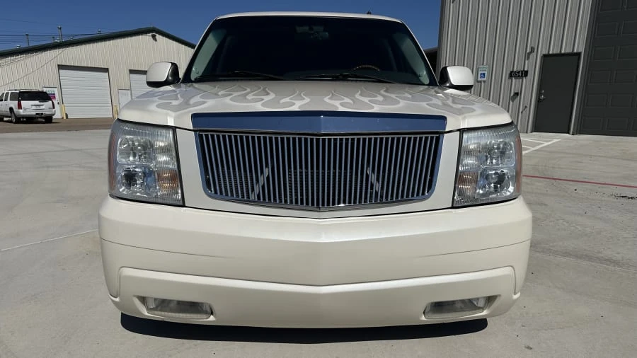 2002 Cadillac Escalade & EXT 2nd Gen - Image 4 of 31