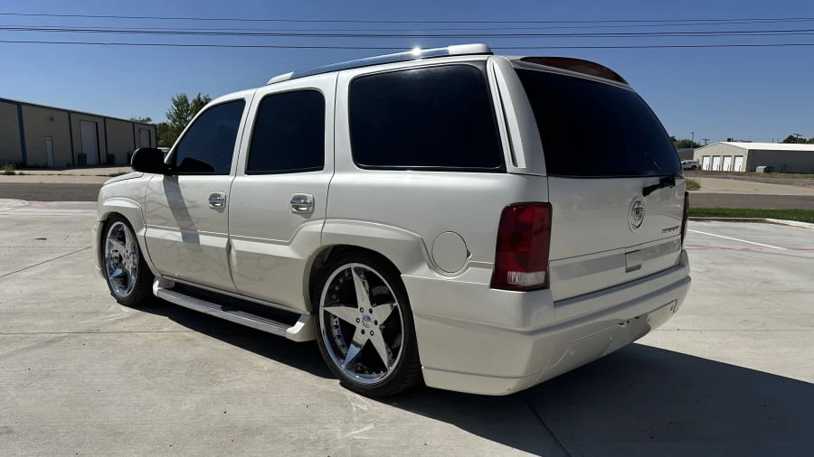 2002 Cadillac Escalade & EXT 2nd Gen - Image 7 of 31