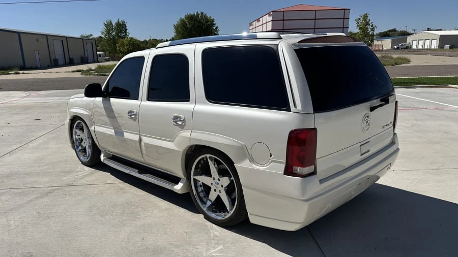 2002 Cadillac Escalade & EXT 2nd Gen - Image 3 of 31