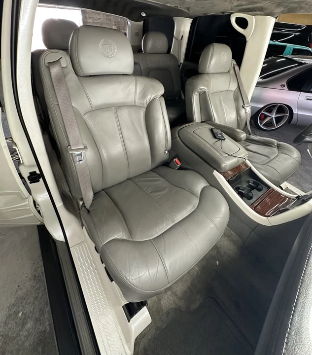 2002 Cadillac Escalade & EXT 2nd Gen - Image 27 of 31