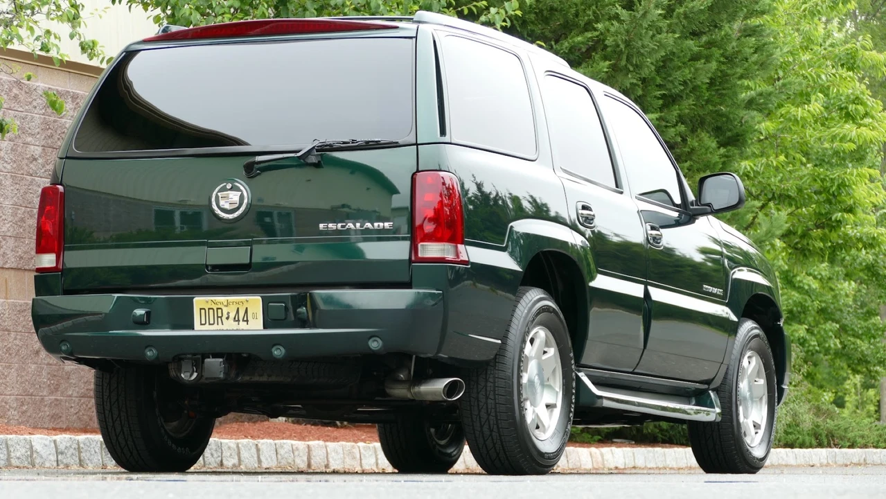 2002 Cadillac Escalade & EXT 2nd Gen - Image 13 of 31