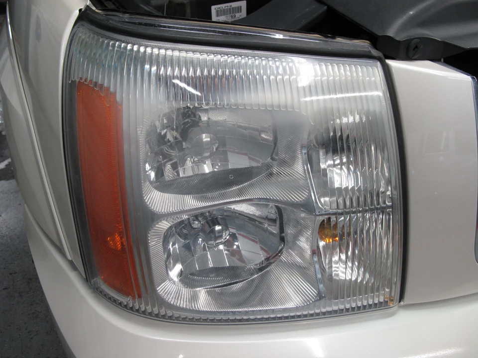 2002 Cadillac Escalade & EXT 2nd Gen - Image 17 of 31