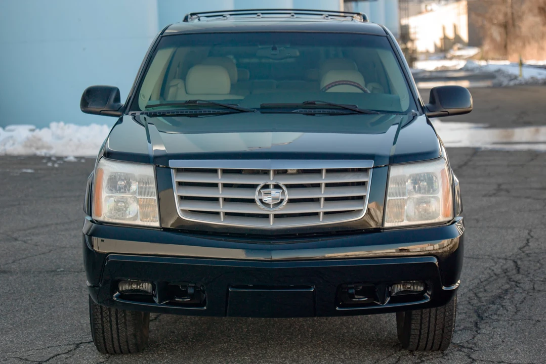 2002 Cadillac Escalade & EXT 2nd Gen - Image 21 of 31