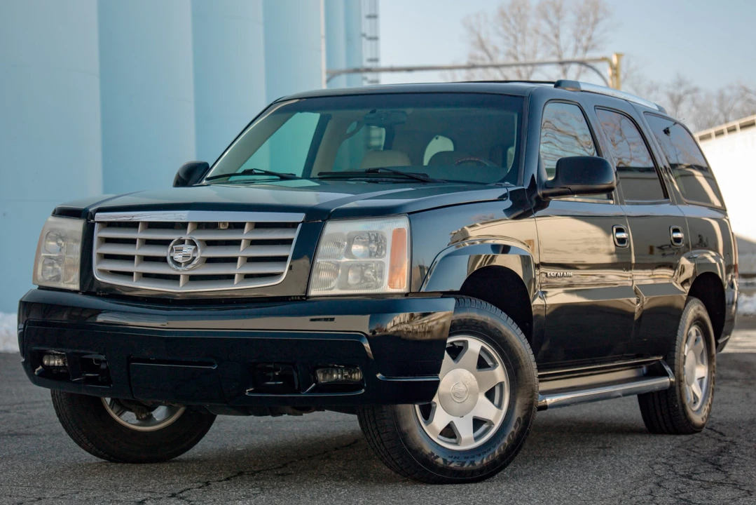 2002 Cadillac Escalade & EXT 2nd Gen - Image 4 of 31