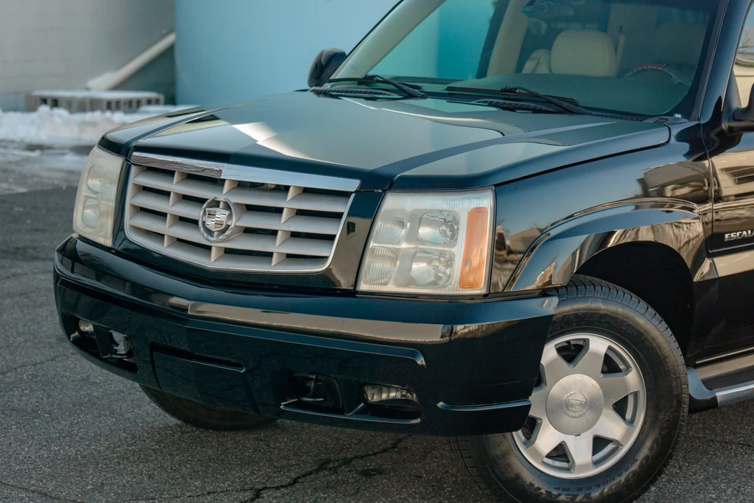 2002 Cadillac Escalade & EXT 2nd Gen - Image 23 of 31