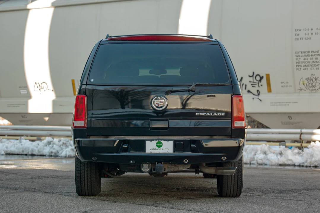 2002 Cadillac Escalade & EXT 2nd Gen - Image 10 of 31