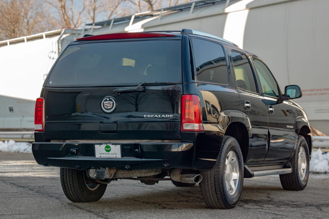 2002 Cadillac Escalade & EXT 2nd Gen - Image 12 of 31