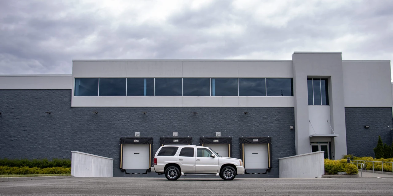 2002 Cadillac Escalade & EXT 2nd Gen - Image 19 of 31
