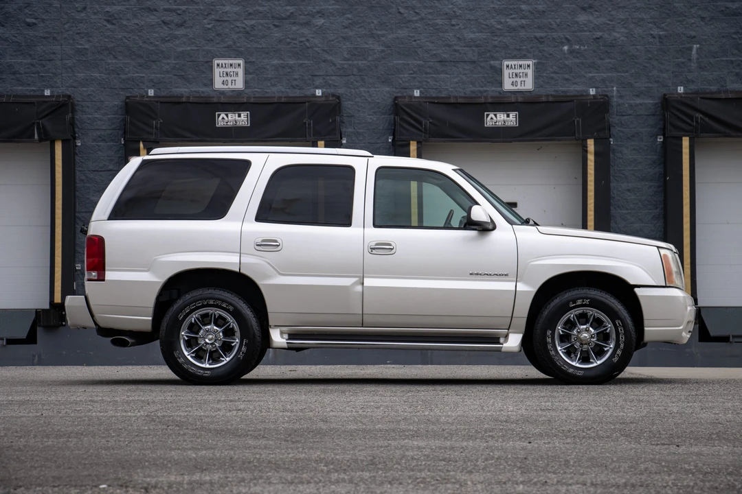 2002 Cadillac Escalade & EXT 2nd Gen - Image 20 of 31
