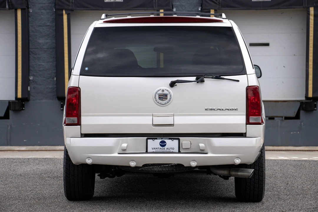 2002 Cadillac Escalade & EXT 2nd Gen - Image 16 of 31