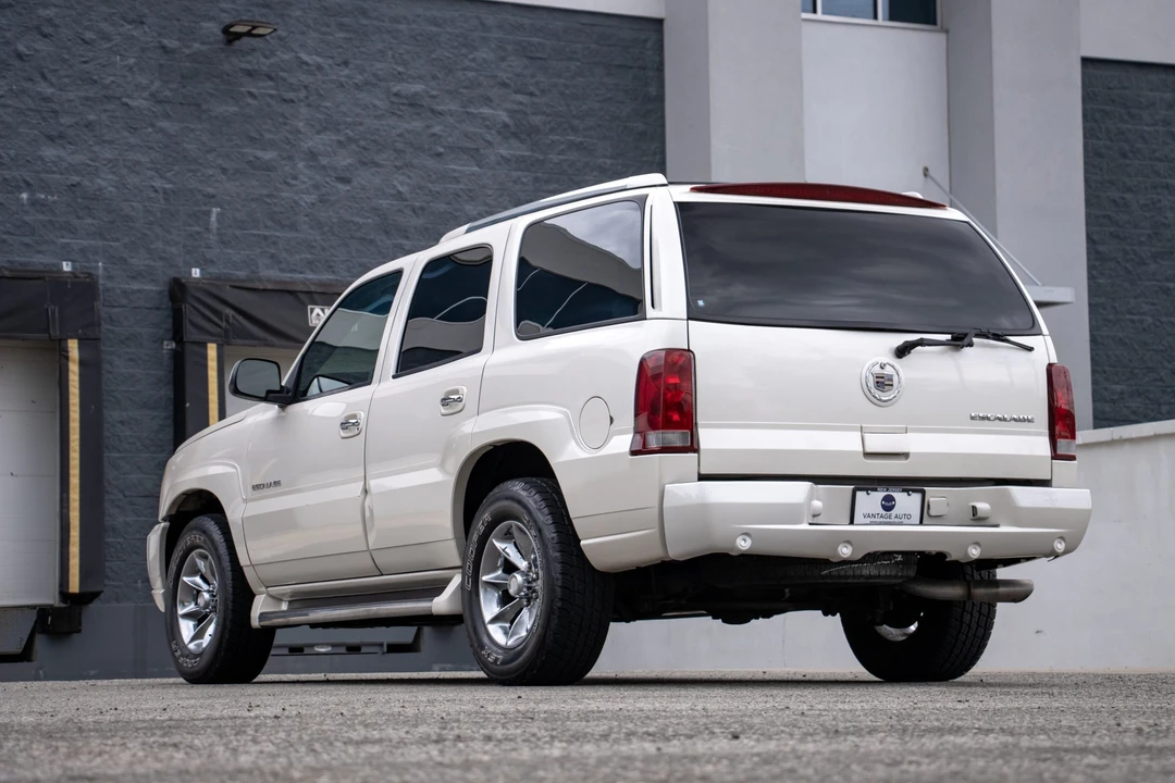 2002 Cadillac Escalade & EXT 2nd Gen - Image 13 of 31