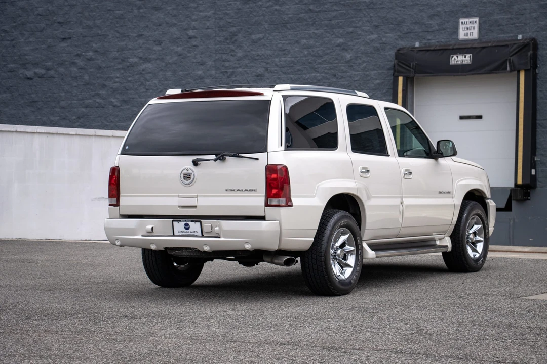 2002 Cadillac Escalade & EXT 2nd Gen - Image 18 of 31