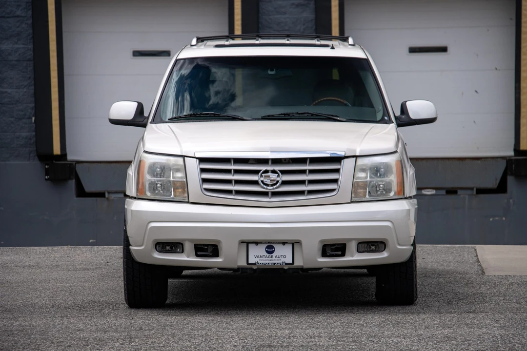 2002 Cadillac Escalade & EXT 2nd Gen - Image 29 of 31