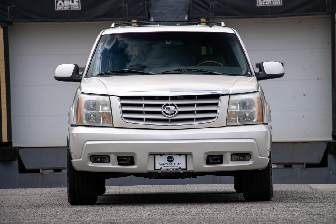 2002 Cadillac Escalade & EXT 2nd Gen - Image 30 of 31