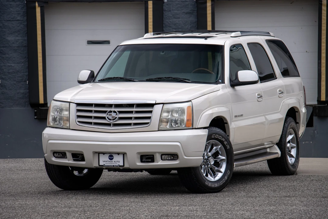 2002 Cadillac Escalade & EXT 2nd Gen - Image 5 of 31