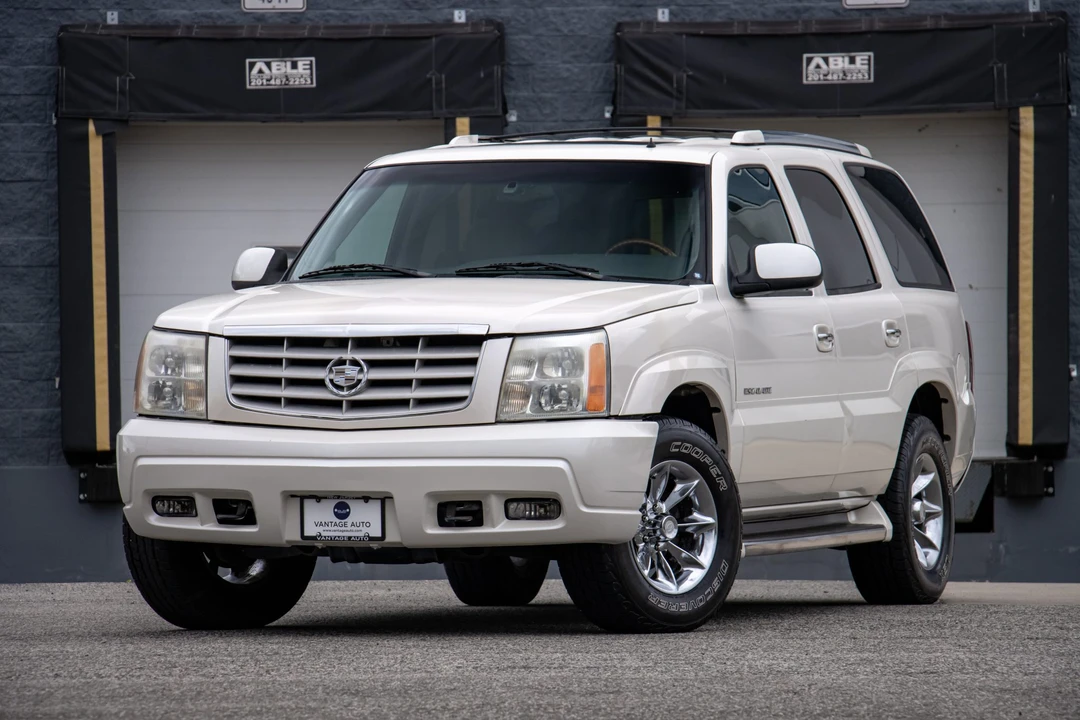 2002 Cadillac Escalade & EXT 2nd Gen - Image 4 of 31